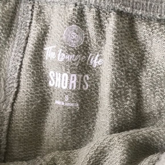 Comfy shorts - Picture 3 of 3